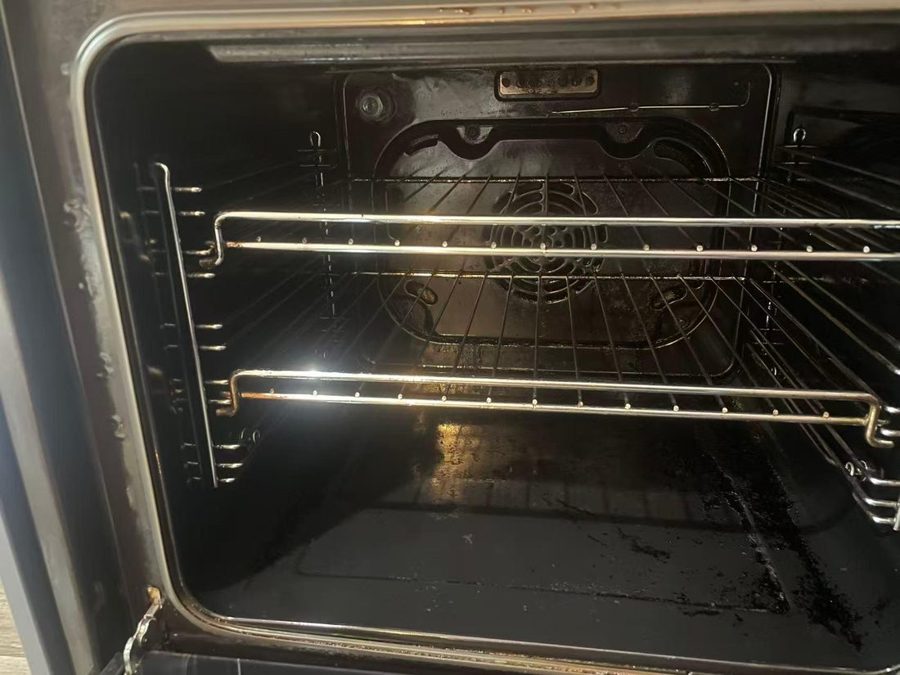 Oven after cleaning